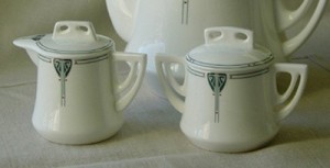 Viennese Pendant Sugar Bowl with lid